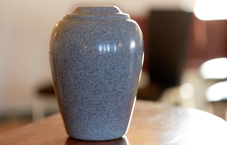 How to Choose a Cremation Urn - Materials, Size, Placement & More